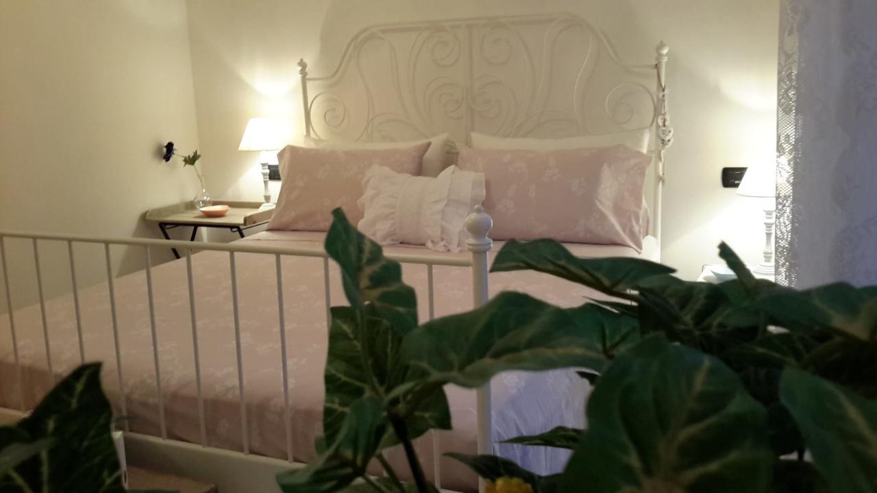 Beti House Heart'S And Roses Rooms Ponte Galeria Esterno foto